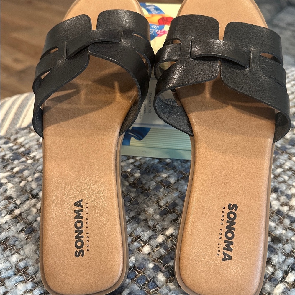 Like new. Sonoma Goods For Life® Rivka women's sandals. Black, Size 8. - Picture 12 of 13